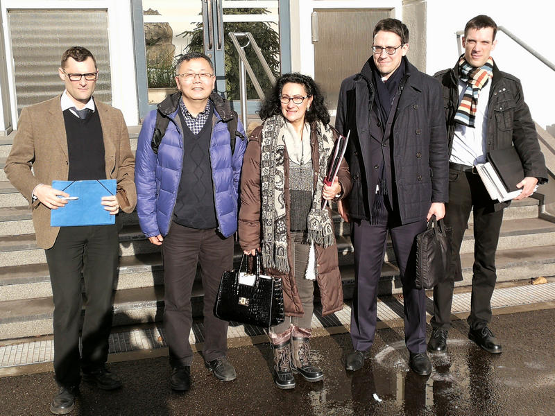 法鋼領(lǐng)導(dǎo)在迪林根領(lǐng)導(dǎo)陪同下參觀